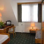 Hotel Simonshof 4*