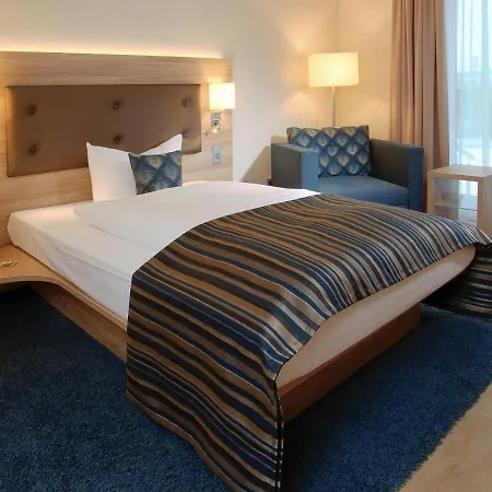 Simonshof 3*