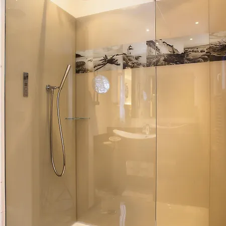 Simonshof Hotell 4*