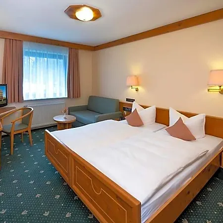 Hotel Simonshof 4*