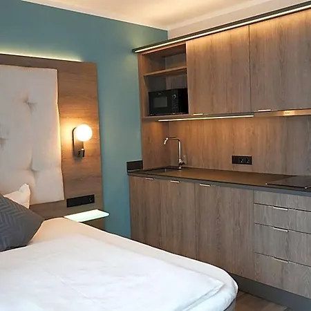 Simonshof 4*