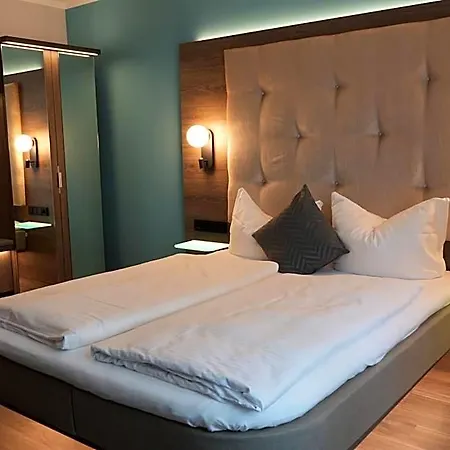 Simonshof Hotel 4*