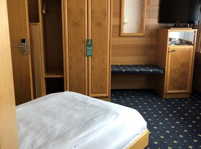 Simonshof Вольфсбург