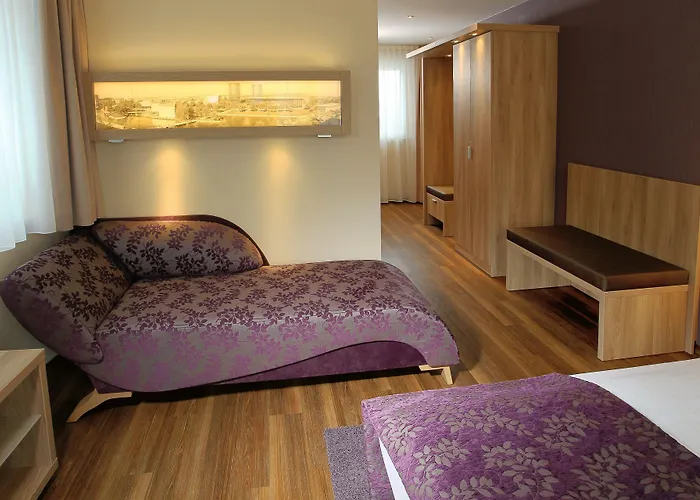 Отель Simonshof 4*