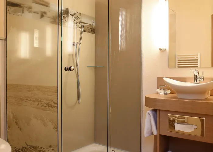 Simonshof 4* Вольфсбург