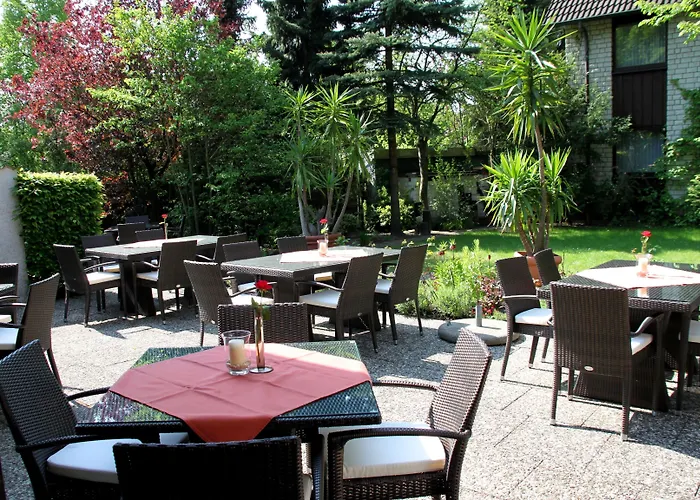 Отель Simonshof Вольфсбург